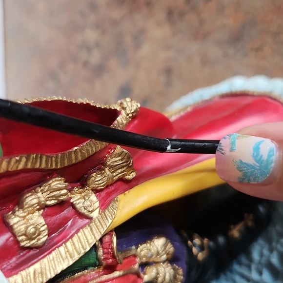 Lenox Bearing Wondrous Gifts Lynn Bywaters Santa 1998 - Picture 12 of 17